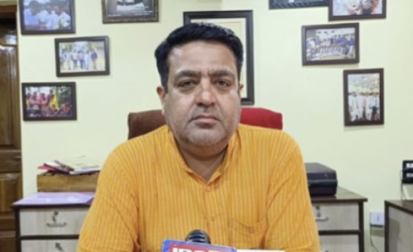 कांग्रेस नेता अमीन ने कहा फिल्म ‘द केरल स्टोरी’ होनी चाहिए बैन, वहीं भाजपा नेता चंद्राकर ने कहा छत्तीसगढ़ में हो टैक्स फ्री