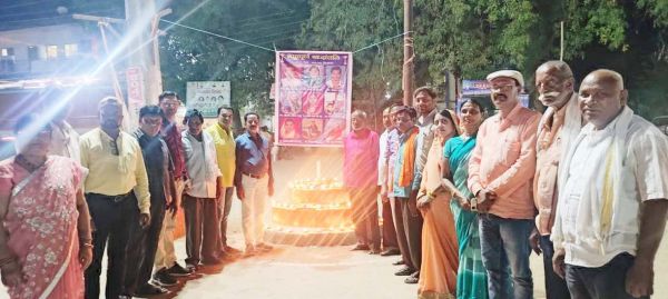 जगतरा हादसे में मृतक परिवार के सदस्यों  को साहू समाज नगरी ने दी श्रद्धांजलि