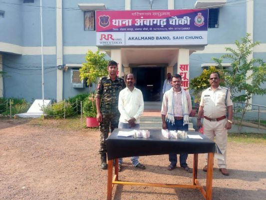 दो सटोरिये पकड़ाए, सट्टा-पट्टी जब्त