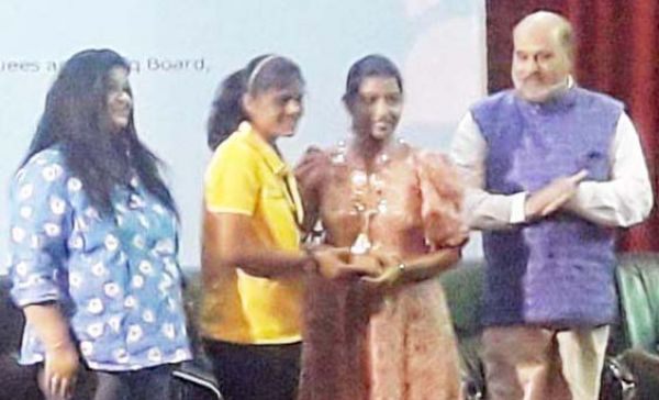 नवोदय विद्यालय की छात्रा साक्षी ने अपना नाम दर्ज कराया स्पेस किड्स इंडिया में 