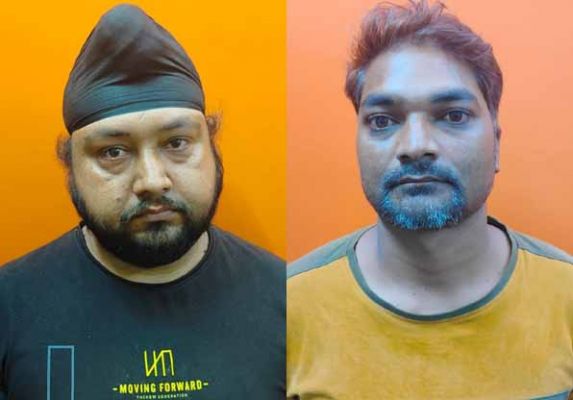 सट्टा-पट्टी काटते  2 गिरफ्तार, कैश व मोबाइल जब्त 