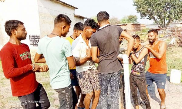 युवाओं की अनुकरणीय पहल, पानी की समस्या की गई हल