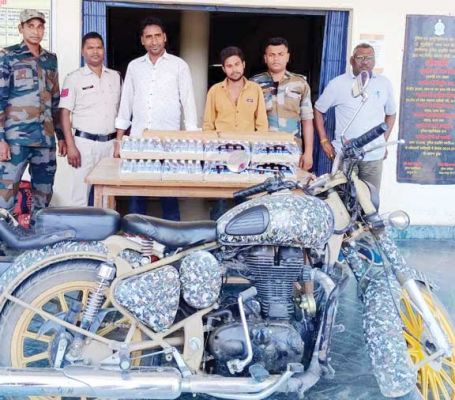 नशीली कफ सिरप की तस्करी, 2 आरोपी गिरफ्तार