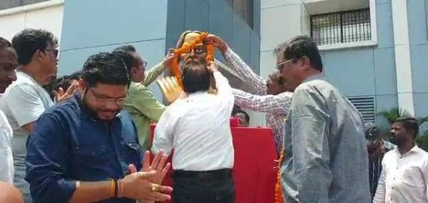 रवींद्रनाथ टैगोर की प्रतिमा का अनावरण 