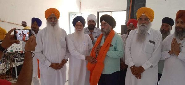 गुरुद्वारा गुरु सिंह सभा के अध्यक्ष बने मनजीत 