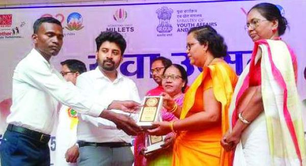 युवा उत्सव में कई स्पर्धाएं, विजेता पुरस्कृत