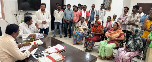 शहरी और ग्रामीण क्षेत्र की मूलभूत समस्याओं पर युवा आयोग अध्यक्ष ने कलेक्टर से की चर्चा