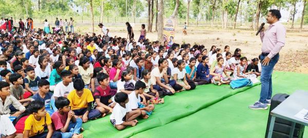 समर कैंप में बच्चों को मिली साइबर ठगी से बचने की नसीहत    