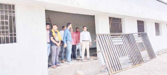 निर्माण कार्य समय पर पूरा करने निर्देश