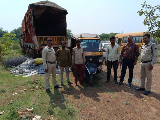 कमल विहार ट्रांसफॉर्मर यार्ड के चोर  पकड़ाए, कबाड़ी कराता था चोरी