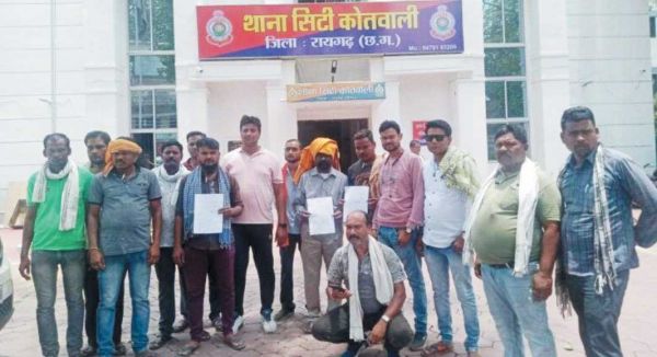 बस स्टैण्ड में ऑटो चालक करते हैं दबंगई, बस एजेंटों ने पुलिस बल तैनात करने उठाई मांग