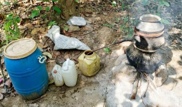 पांच प्रकरणों में 207 लीटर मदिरा जब्त