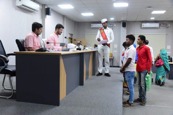 कलेक्टर ने जनदर्शन में सुनी समस्याएं