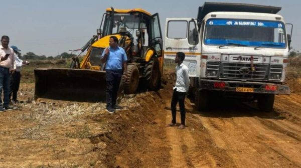 जिले में अवैध मुरूम खनन एवं परिवहन पर नियंत्रण करने जिला प्रशासन द्वारा की जा रही कार्रवाई