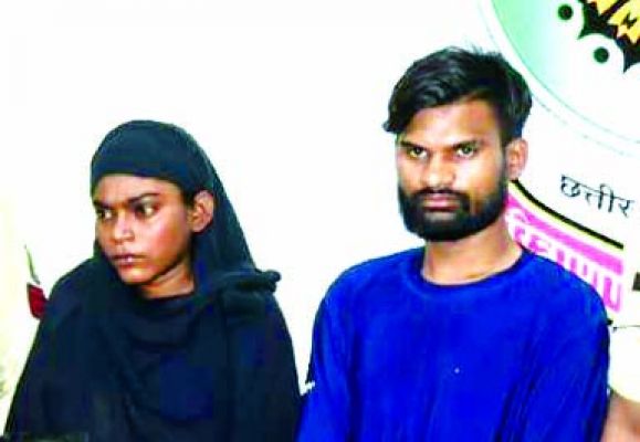  नाबालिग ने बहन, और उसके प्रेमी के साथ साफ की आलमारी