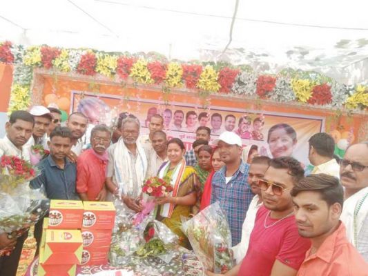 युवा कांग्रेसी हुए छाया वर्मा के जन्मदिन में शामिल