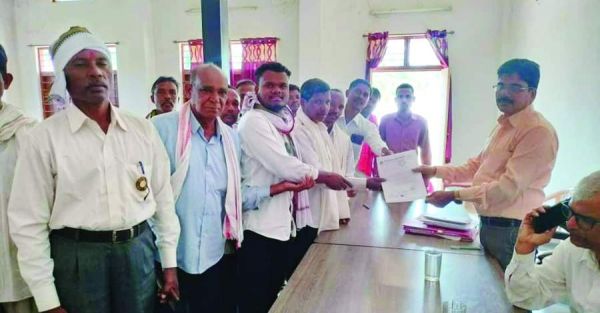 10 साल बाद भी उपस्वास्थ्य केंद्र का निर्माण अधूरा 