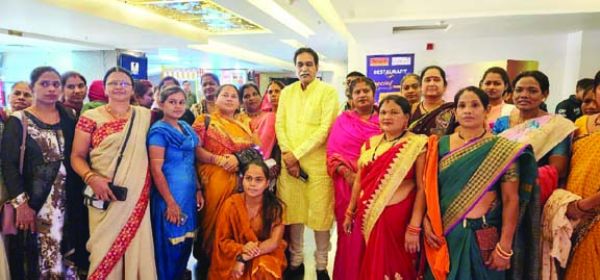 15 सौ सदस्यों के साथ द केरला स्टोरी फिल्म देखी