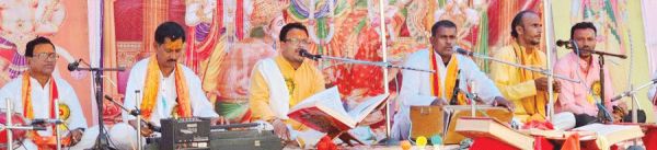 मानसगान सम्मेलन में उमड़े भक्त