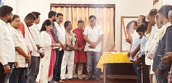 राजीव की पुण्यतिथि मनाई