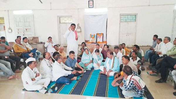 राजीव ने लाई संचार क्रांति-माहेश्वरी