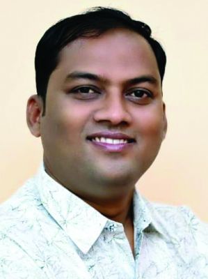 भूपेश सरकार की लोकप्रियता से डरे पूर्व मुख्यमंत्री, अपनी सीट बचाने में जुटे - आसिफ 