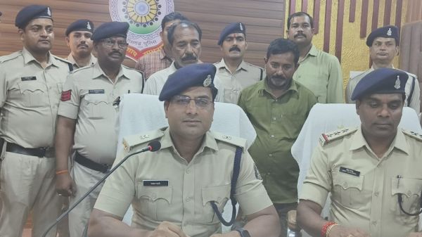 दुर्ग-बिलासपुर के दो चोरों से साढ़े 4 लाख के जेवर बरामद