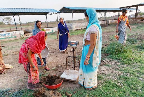शासन की सुराजी गांव योजना से  ग्रामीण क्षेत्रों में आयी जागृति