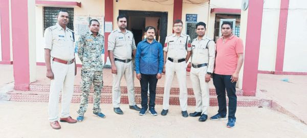 चिटफंड कंपनी का नौवां डायरेक्टर बंदी, करोड़ों की धोखाधड़ी के आरोप में 8 पहले गिरफ्तार हो चुके हैं