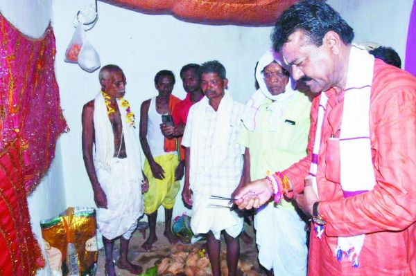 मेला बाजार में पहुंचे विधायक जैन  ने सुख- समृद्धि की कामना की