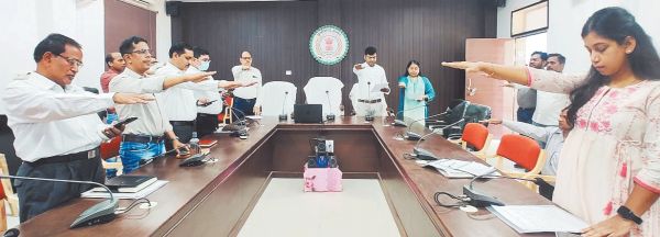 झीरम के शहीदों को दी श्रद्धांजलि