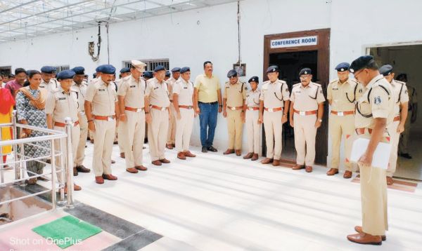  झीरम शहीदों को दी श्रद्धांजलि