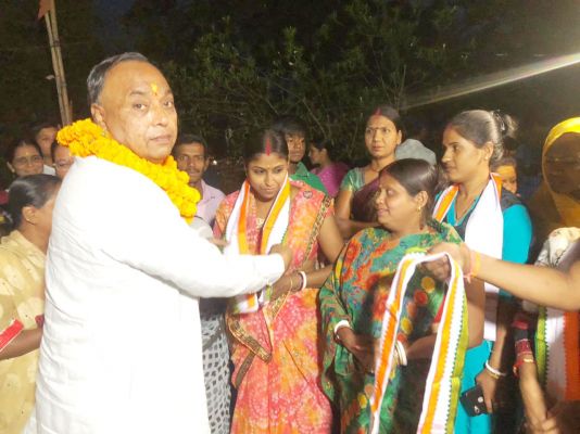 छोटा बाजार के 70 लोगों  ने किया कांग्रेस प्रवेश