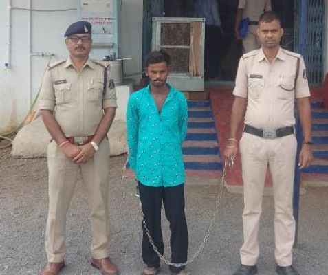 रेप का आरोपी गिरफ्तार 