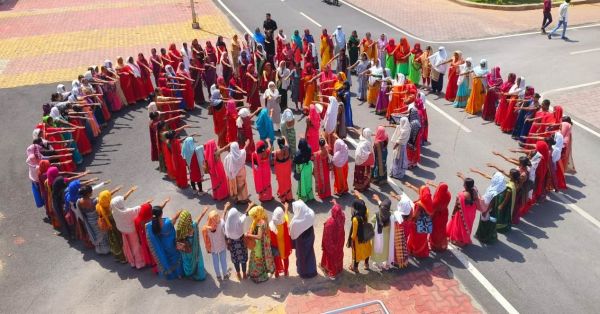 300 महिलाओं ने जागरूकता की ली शपथ