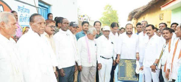 मण्डी अध्यक्ष ने किया लाखों के विकास कार्यों का भूमिपूजन