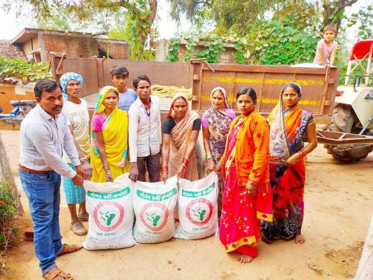 वर्मी खाद उत्पादन के माध्यम से महिलाएं हो रही आत्मनिर्भर