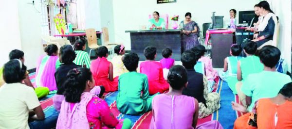 बाल संस्थान बालक व बालिका गृह का निरीक्षण