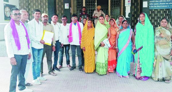 हरदी-सुरगी मार्ग जर्जर, क्षेत्र के  लोग आंदोलन करने तैयार