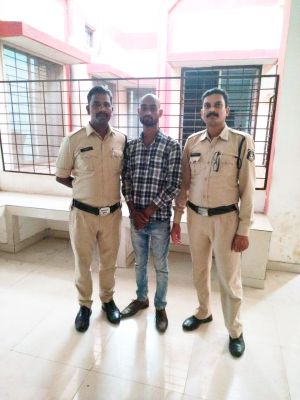 गबन का फरार आरोपी गिरफ्तार  