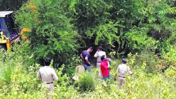 हसदेव नहर किनारे मिला कंकाल, पुलिस लापता रिपोर्ट भी खंगाल रही