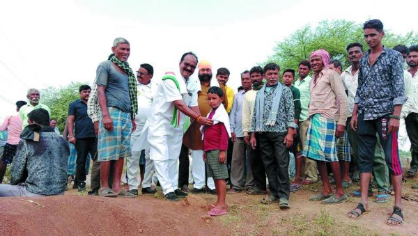 किसान मजदूर की सरकार भूपेश सरकार-शर्मा