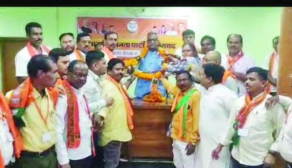 एकजुटता से काम करें कार्यकर्ता, भाजपा  की जीत सुनिश्चित है- ओम प्रकाश