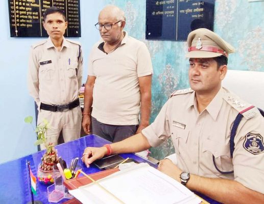 नाबालिग से छेडख़ानी, अधेड़ गिरफ्तार  