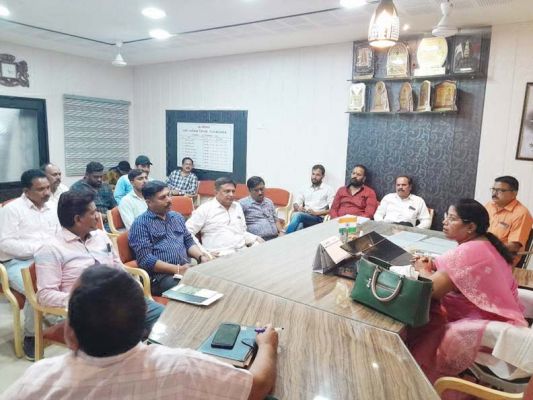 महापौर ने ली जल विभाग व अमृत मिशन के अधिकारियों की संयुक्त बैठक 