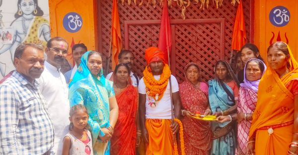 दूसरी बार मां वैष्णो देवी के दर्शन करने पैदल निकले राजेंद्र