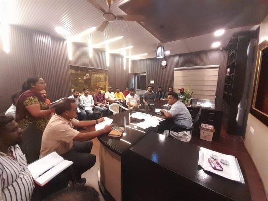 आवास योजना का दें लाभ, लापरवाही नहीं की जाएगी बर्दाश्त