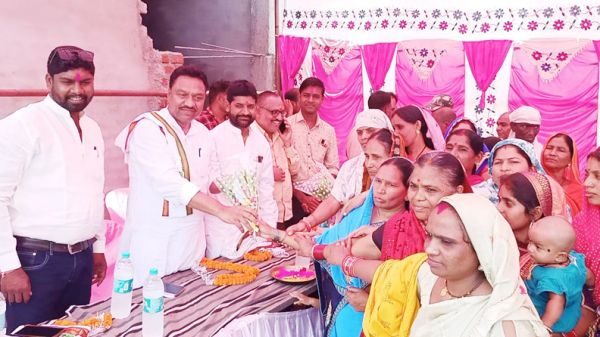 महापौर ने किया सेन समाज के अतिरिक्त कक्ष निर्माण का भूमिपूजन