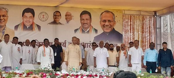 गृहमंत्री ने सनावल में किया अंतरराज्यीय पुल का शिलान्यास