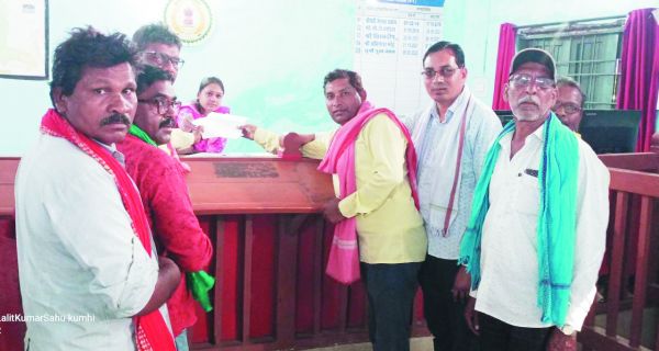 पहलवानों के समर्थन में किसानों ने राष्ट्रपति के नाम सौंपा ज्ञापन